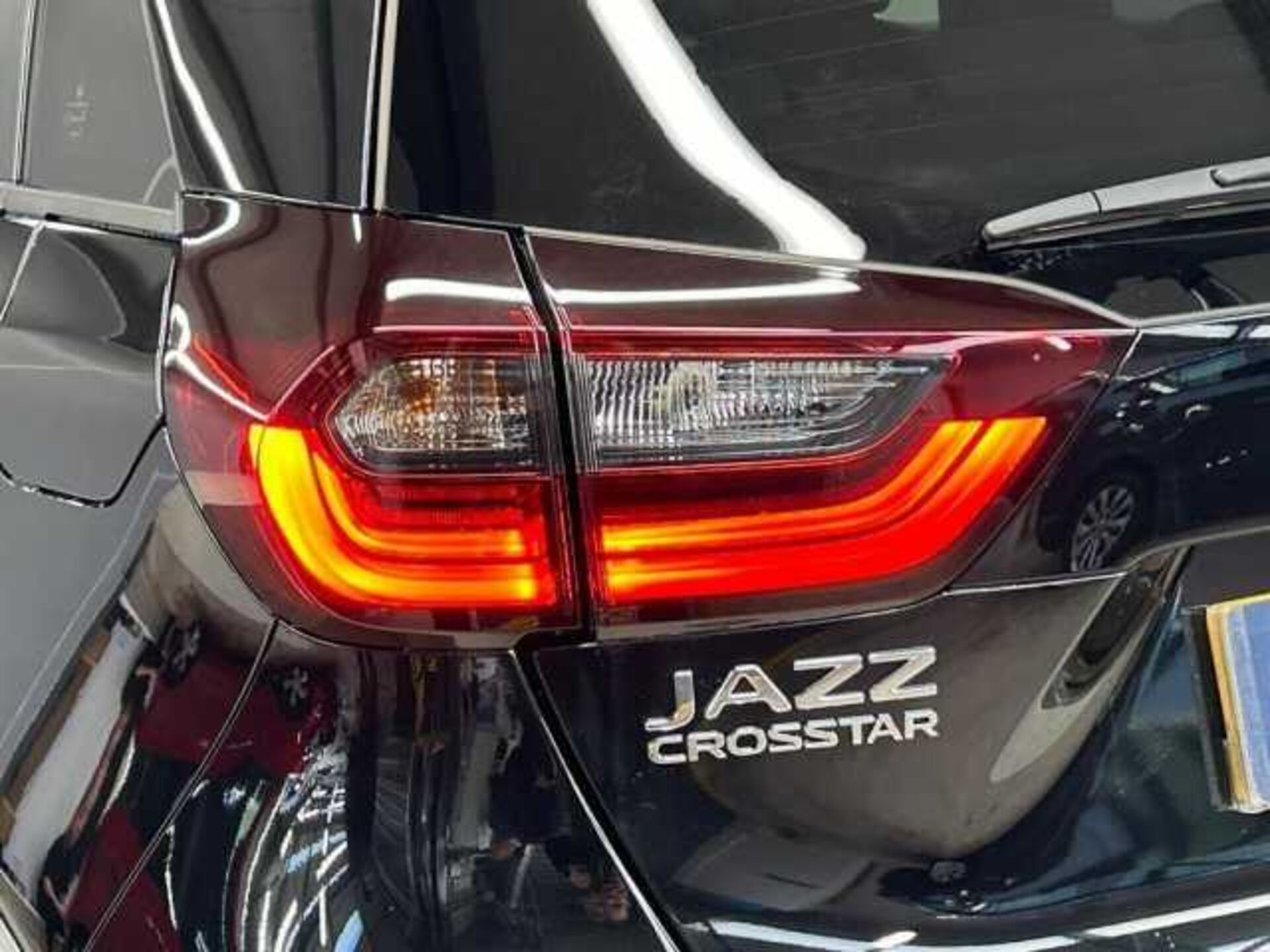 Honda Jazz Hybrid 1.5 i-MMD Hybrid Crosstar Advance 5dr eCVT 