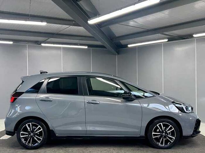 Honda Jazz Hybrid 1.5 i-MMD (122ps) Advance Sport eCVT 