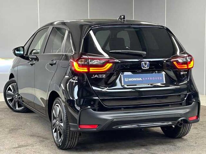 Honda Jazz Hybrid 1.5 i-MMD (122ps) Advance eCVT 