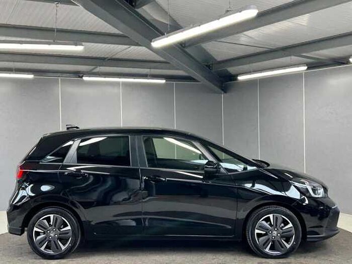 Honda Jazz Hybrid 1.5 i-MMD (122ps) Advance eCVT 