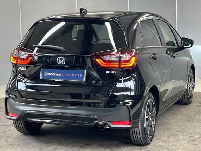 Honda Jazz Hybrid 1.5 i-MMD (122ps) Advance eCVT 
